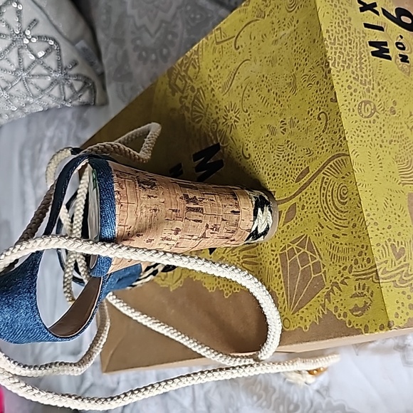 Brand New Mix No 6 Wedges - Picture 4 of 5